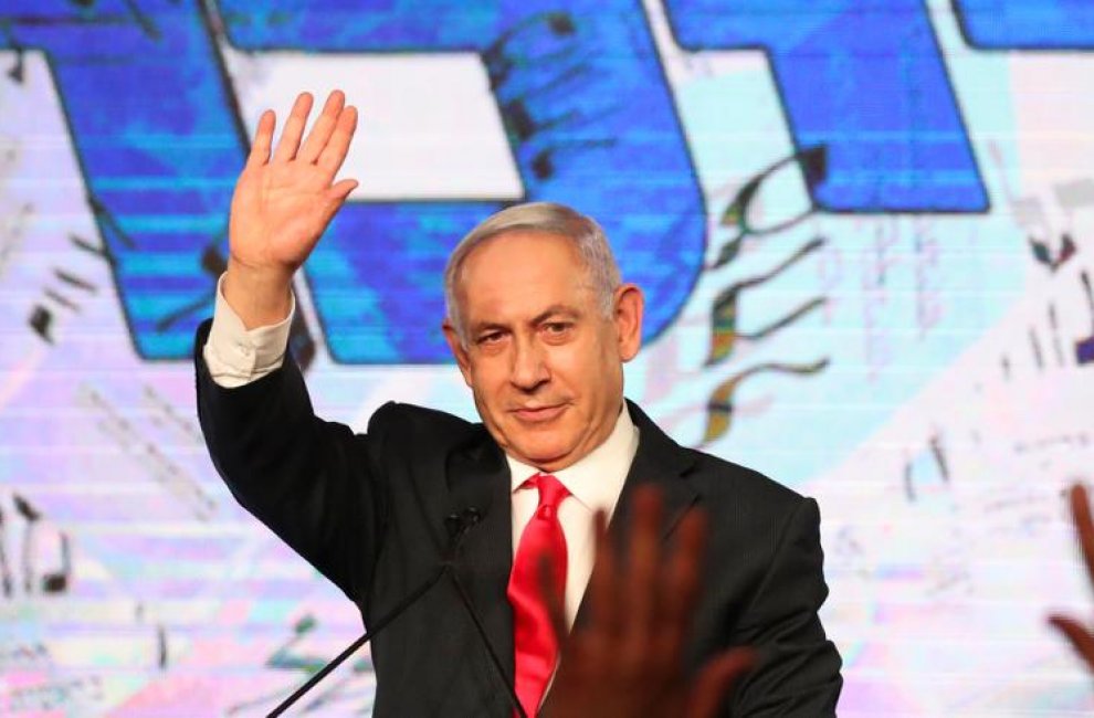 Нетаньяху подталкивает Израиль к агрессии, чтобы удержать власть?